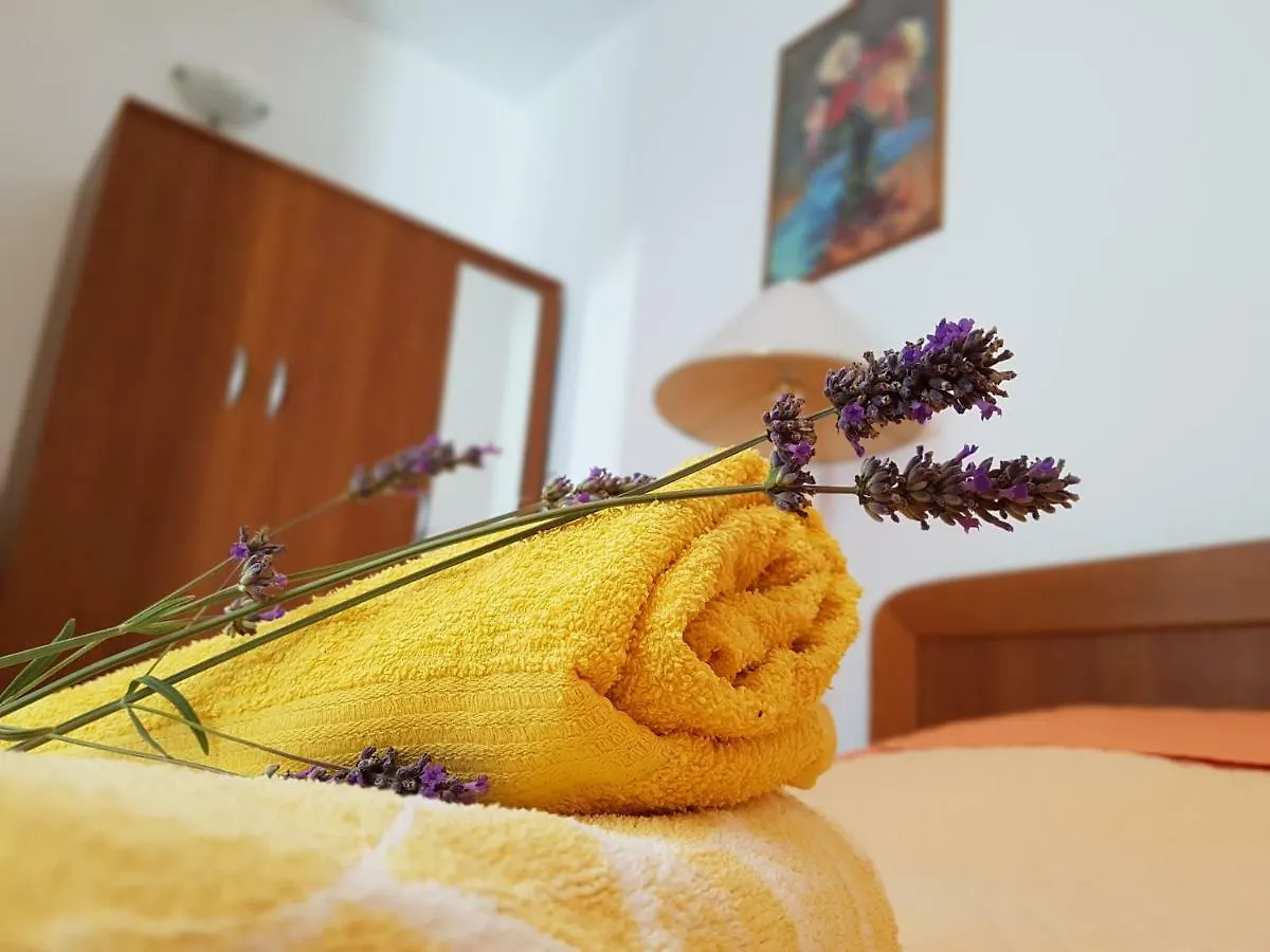 Room Cvita Trogir