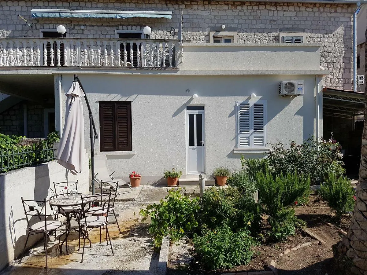 Room Cvita Trogir Guest house